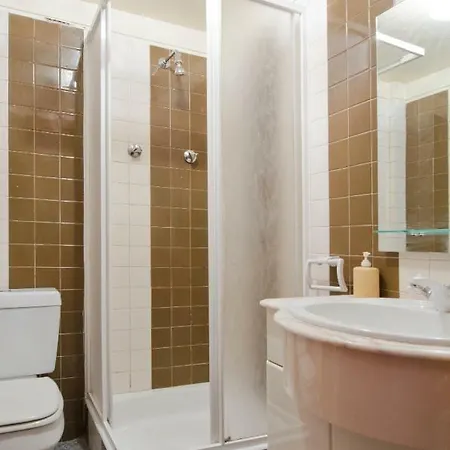Hostal Olaias Apartment's *