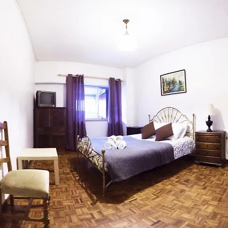 Hostal Olaias Apartment's Lisboa
