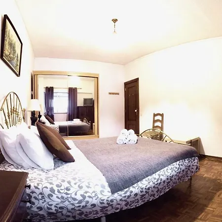 Hostal Olaias Apartment's Lisboa