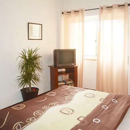 Olaias Apartment's Hostal *
